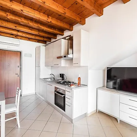 Manerba Apartment *